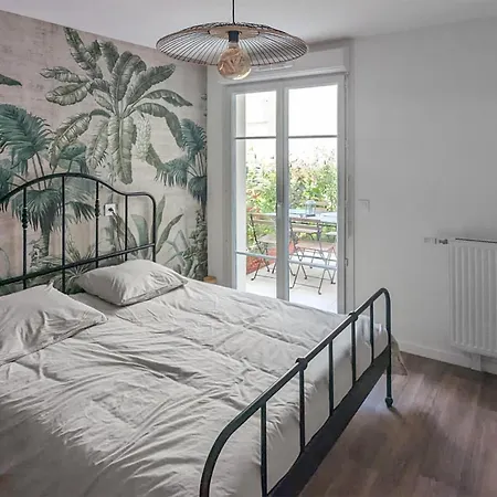 Stunning In With Kitchen Apartment Gagny